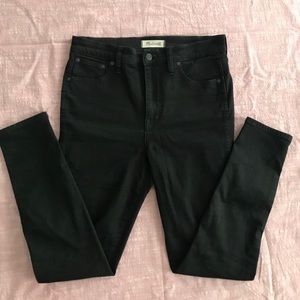 Madewell black 10” high riser skinny jeans